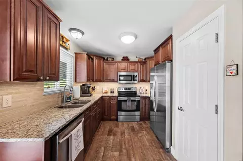 611 Hawk Run Dr #6A, O'fallon, MO 63368 photo 12