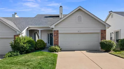 611 Hawk Run Dr #6A, O'fallon, MO 63368
