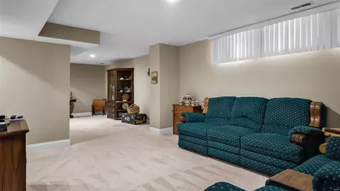 611 Hawk Run Dr #6A, O'fallon, MO 63368 photo 24