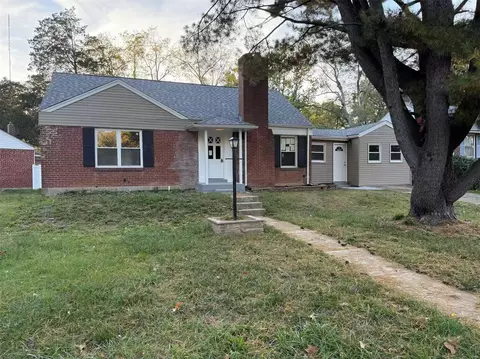 7066 Deerpath, Saint Louis, MO 63123