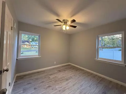 Bedroom - 7066 Deerpath, Saint Louis, MO 63123 photo 2 of 2