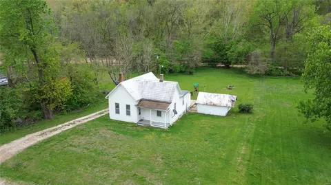 3599 Belleview Hollow Rd, Nebo, IL 62355 photo 1
