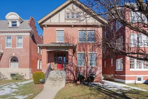 4321 Maryland Ave, Saint Louis, MO 63108