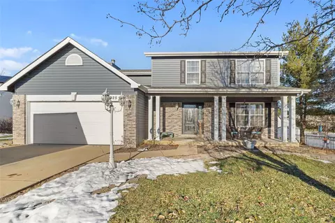 925 Cypress Club Ct, Wentzville, MO 63385