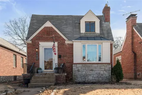 6420 Lansdowne Ave, Saint Louis, MO 63109