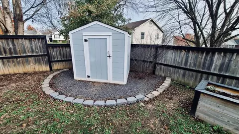Exterior - 208 Forest Path Dr, O'fallon, MO 63376 photo 2 of 14