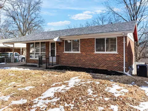 10720 Alliance Dr, Saint Louis, MO 63136