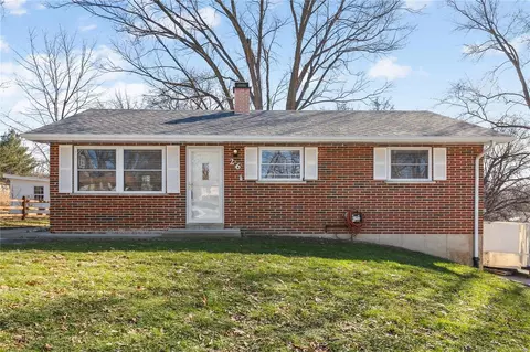 26 James Dr, Saint Charles, MO 63301