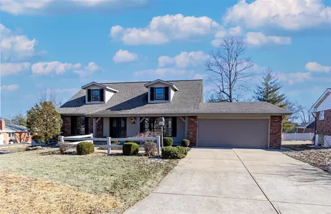 4556 Telestar Dr, Saint Louis, MO 63128