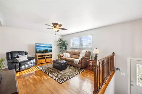 301 Bittersweet Dr, O'fallon, MO 63366 photo 4