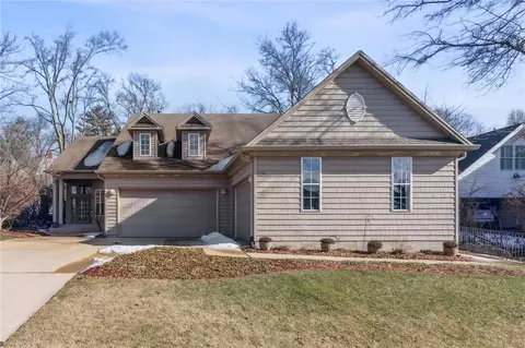 116 N Taylor Ave, Kirkwood, MO 63122