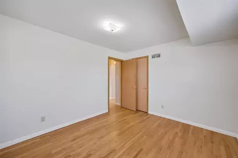 9427 Dorisann Ct, Affton, MO 63123 photo 11