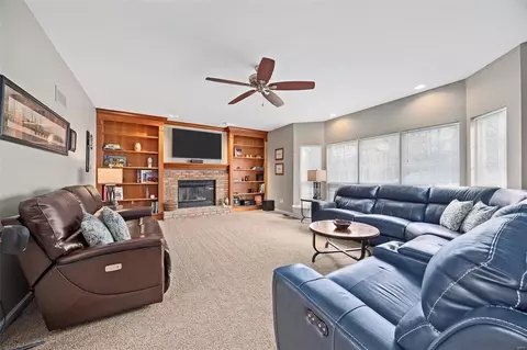 710 Balcarra Dr, O'fallon, MO 63368 photo 14