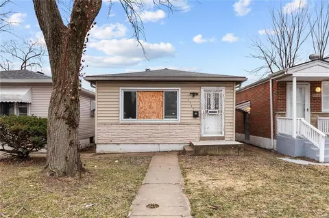 5944 Laura Ave, Saint Louis, MO 63136