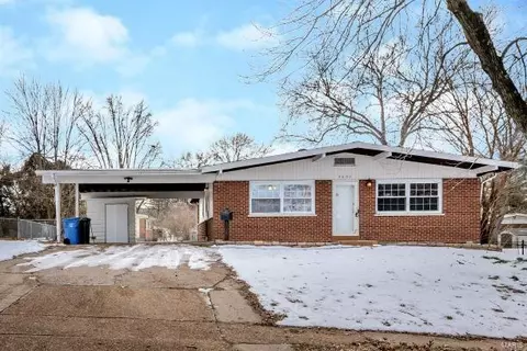 2600 Belair Ter, Florissant, MO 63033