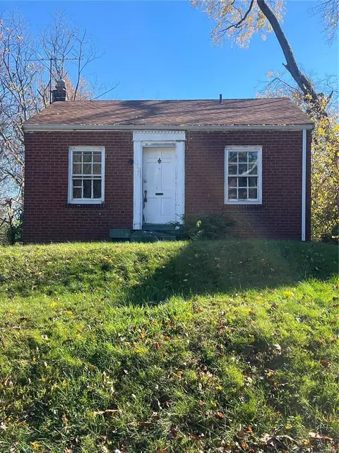 3728 Avondale Ave, Saint Louis, MO 63121