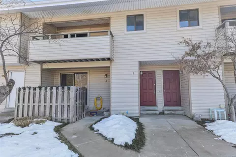 8 Jakes Ct #D, O'fallon, MO 63366