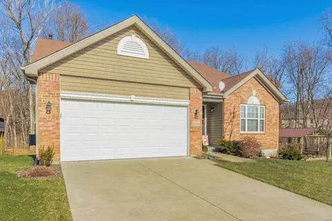 5128 Eagle Wing Ct, Eureka, MO 63025 photo 2