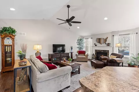 5128 Eagle Wing Ct, Eureka, MO 63025 photo 14
