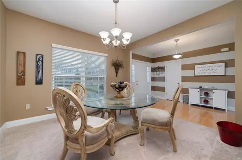 2412 Macpherson Dr, O'fallon, MO 63368 photo 4