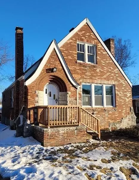3830 Lawler Dr, Saint Louis, MO 63121