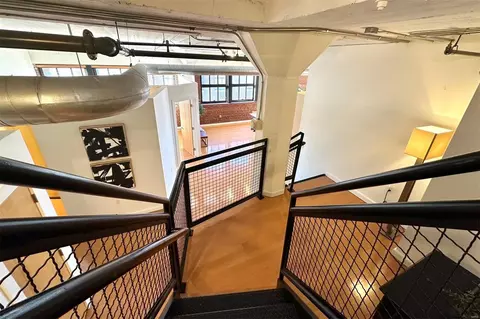 1619 Washington Ave #902, Saint Louis, MO 63103