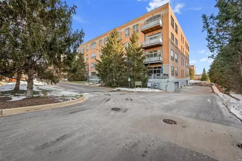 630 Emerson Rd #402, Saint Louis, MO 63141