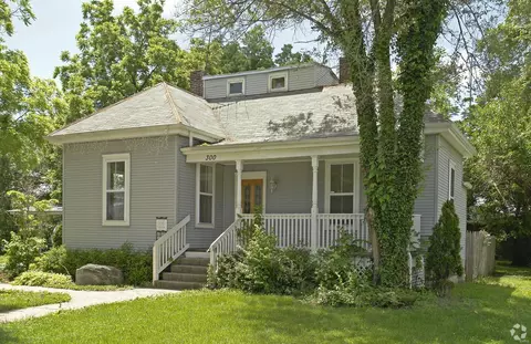 300 Main St, Saint Peters, MO 63376