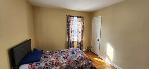 Bedroom - 7620 Stanwood Dr, Saint Louis, MO 63121 photo 4 of 6