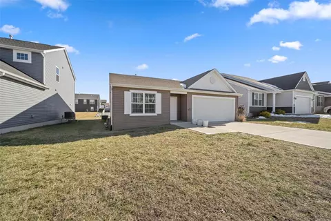 1722 Rivercroft Dr, O'fallon, MO 63366 photo 4