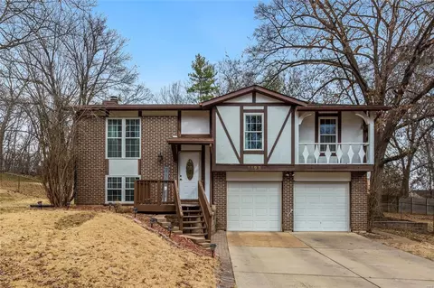 Exterior - 1193 Wicklow Rd, Ballwin, MO 63021 photo 4 of 4