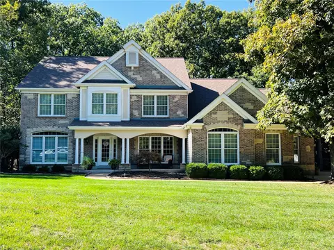 16335 Sheffield Point Ct, Wildwood, MO 63021