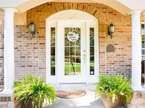Exterior - 16335 Sheffield Point Ct, Wildwood, MO 63021 photo 7 of 17