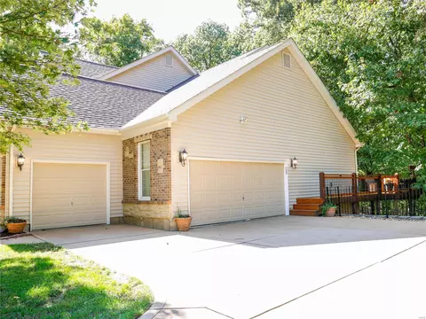 Exterior - 16335 Sheffield Point Ct, Wildwood, MO 63021 photo 10 of 17