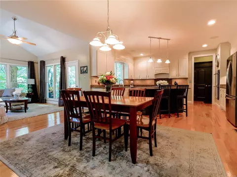 Dining - 16335 Sheffield Point Ct, Wildwood, MO 63021 photo 4 of 4