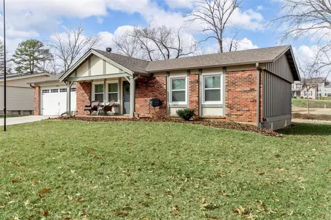 Other - 401 Forest Run Dr, Eureka, MO 63025 photo 1 of 10