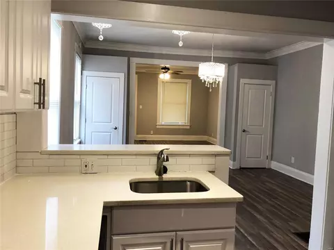 6629 Crest Ave, Saint Louis, MO 63130