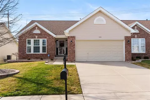 1403 Garnet Dr, O'fallon, MO 63366