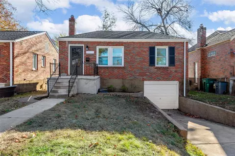 8704 White Ave, Saint Louis, MO 63144