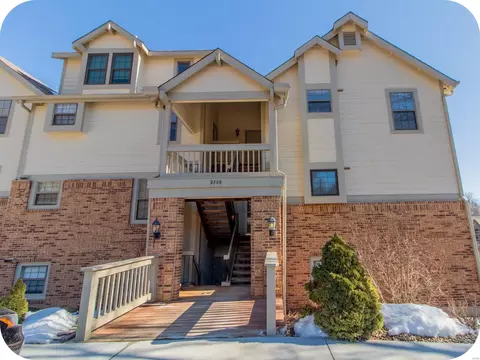 2300 Yellowstone Park Ct #D, Maryland Heights, MO 63043