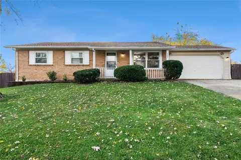 405 Woodbridge Dr, Saint Charles, MO 63303