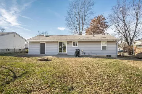Exterior - 1904 Pebble Brook Dr, O'fallon, MO 63366 photo 4 of 7