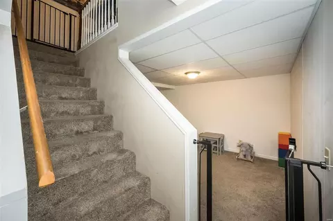 Entry Way - 1904 Pebble Brook Dr, O'fallon, MO 63366 photo 2 of 2