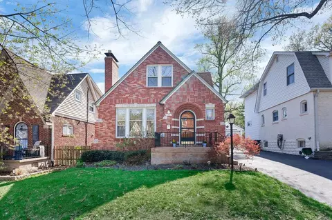 7720 Lile Ave, Richmond Heights, MO 63117