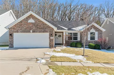 17678 Trailmark Ct, Eureka, MO 63025