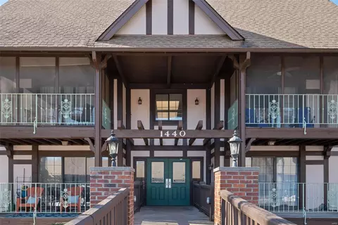 1440 Heritage #307, Saint Charles, MO 63303