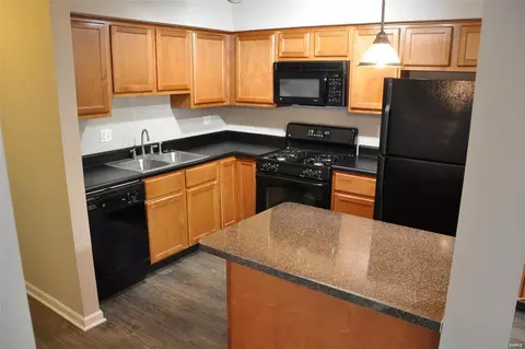 1425 Willow Brook Cv #4, Saint Louis, MO 63146