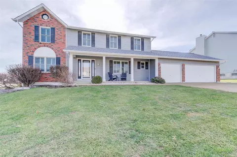 38 Kentucky Blue Ridge Ct, Saint Charles, MO 63303