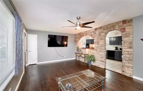 514 Cordes St, O'fallon, MO 63366 photo 5