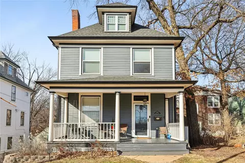 2057 Blendon Pl, Saint Louis, MO 63143